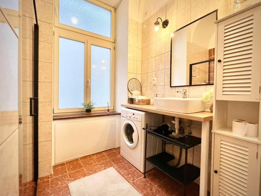 Elegant Apartment In Kosice Ngoại thất bức ảnh